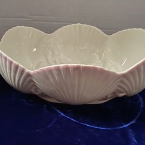 NEW Belleek Shell Centre Piece Bowl